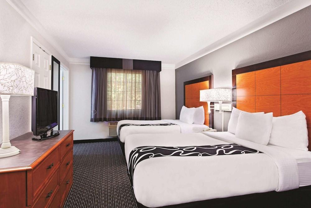 La Quinta Inn By Wyndham Champaign Exteriör bild