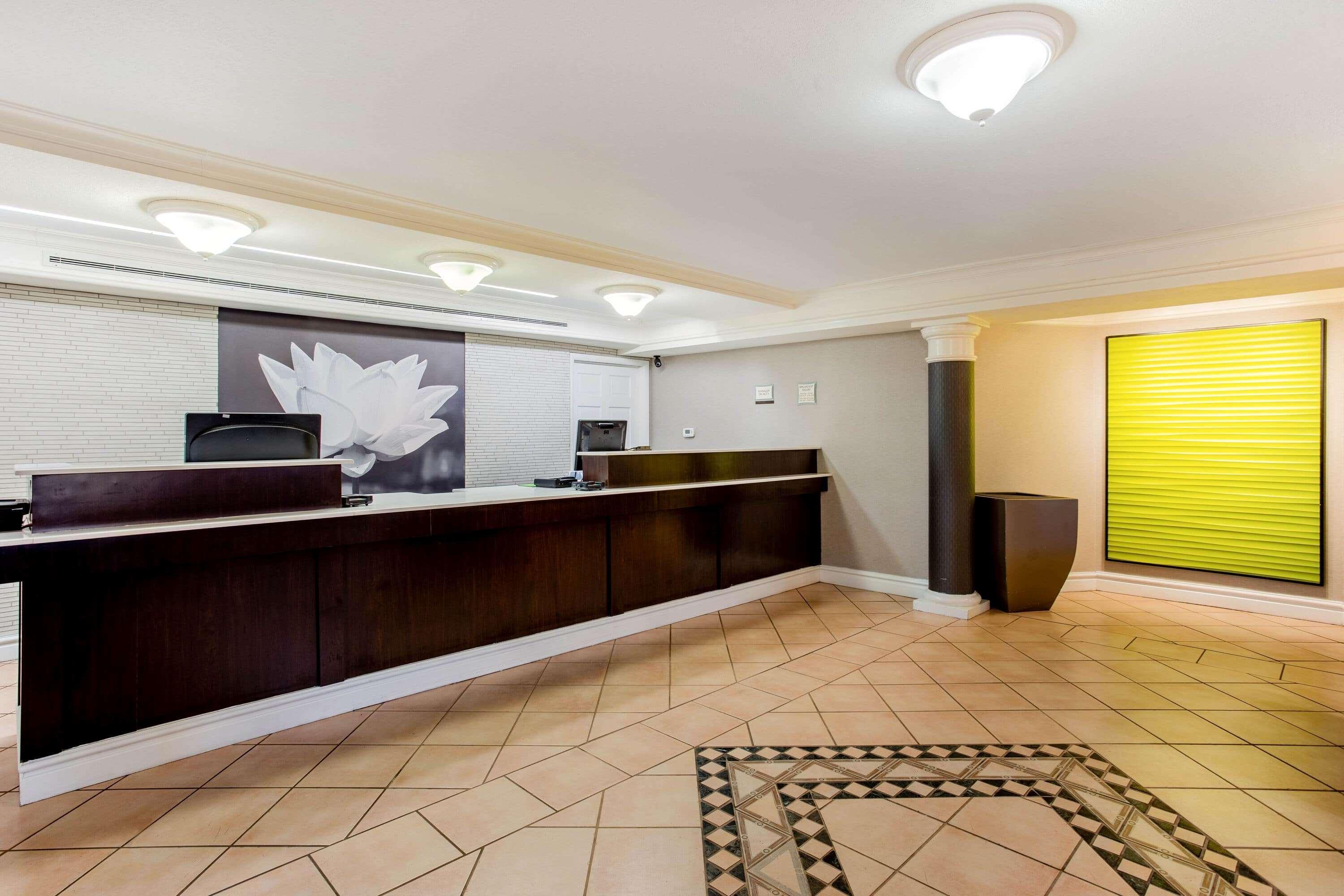 La Quinta Inn By Wyndham Champaign Exteriör bild