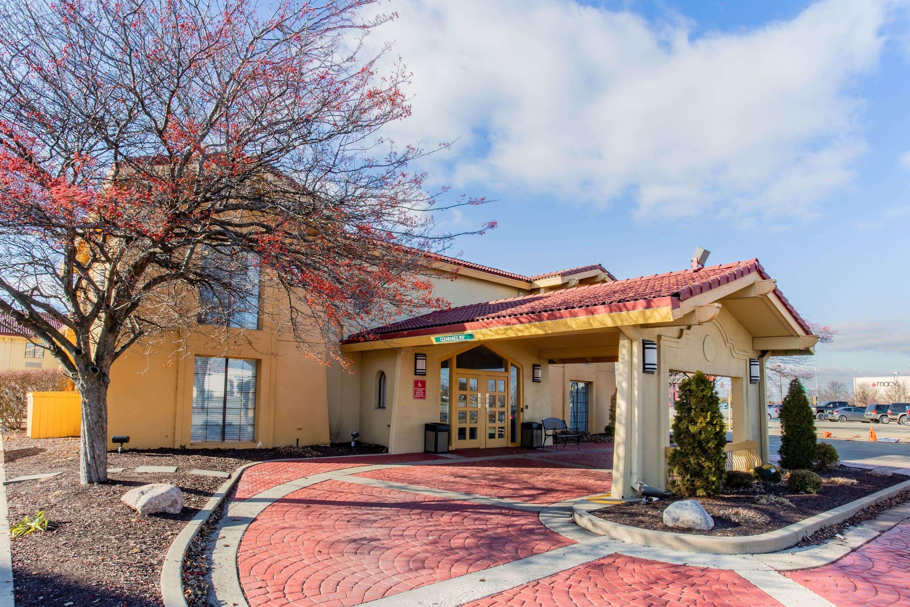 La Quinta Inn By Wyndham Champaign Exteriör bild